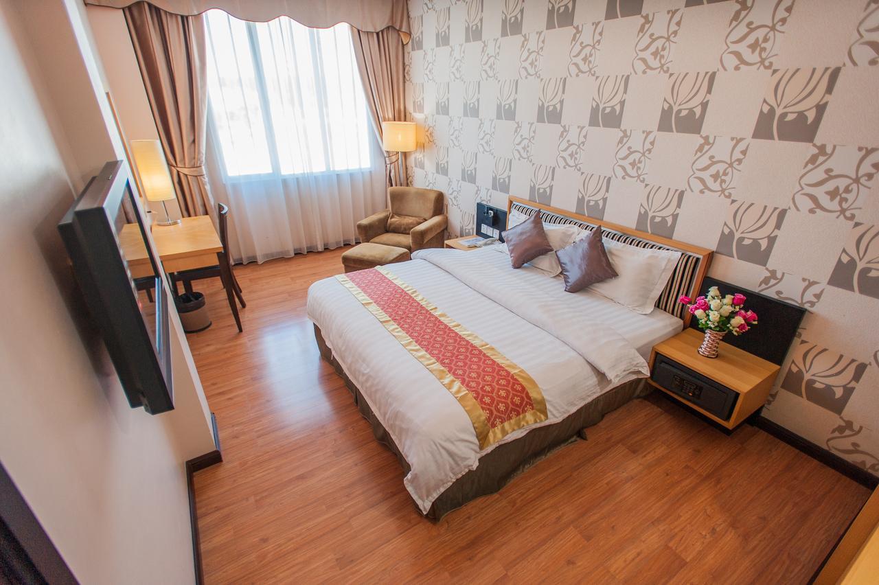 Kemena Hotel Bintulu Bagian luar foto