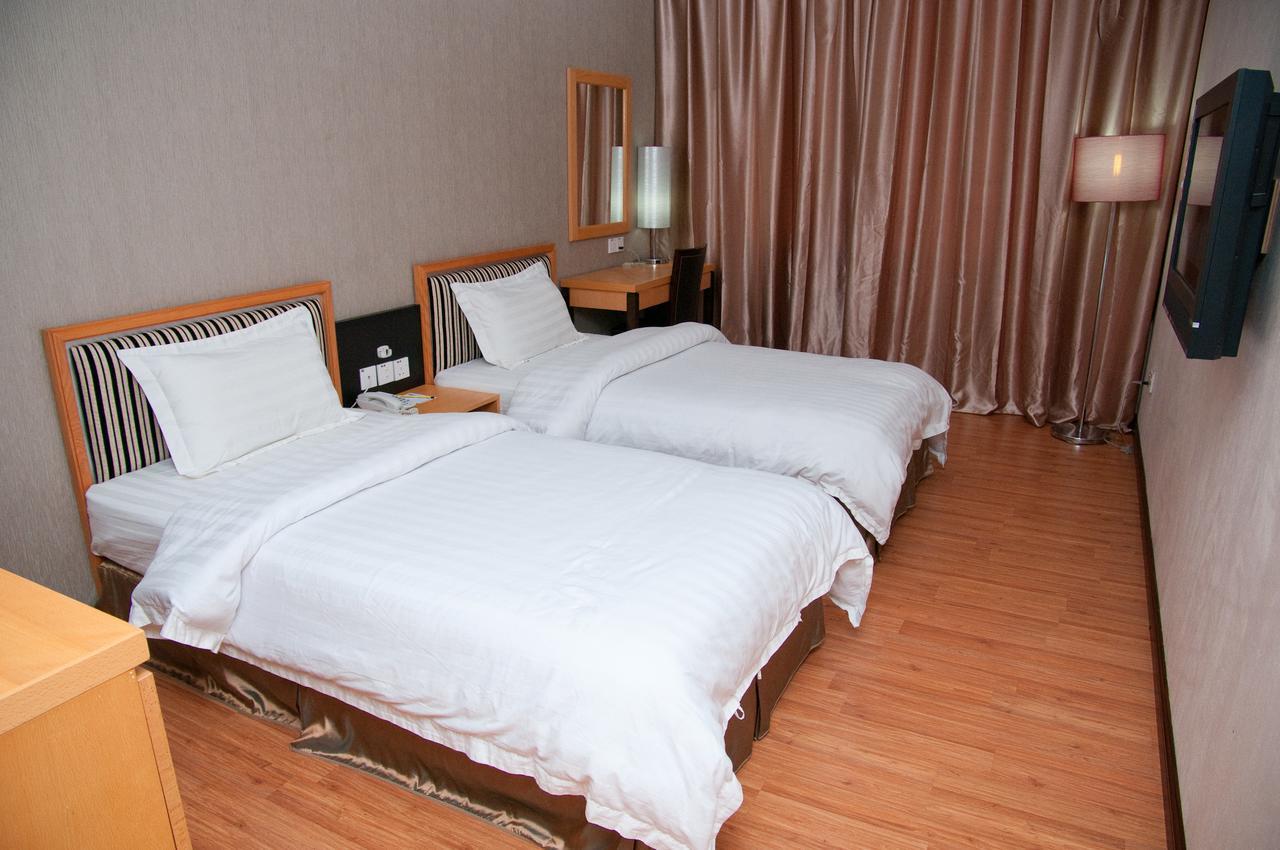Kemena Hotel Bintulu Bagian luar foto