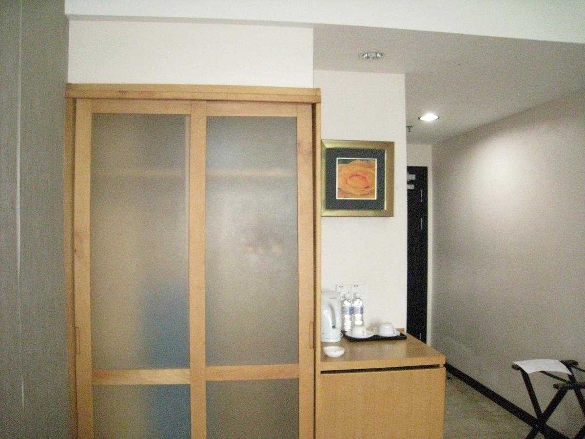 Kemena Hotel Bintulu Bagian luar foto
