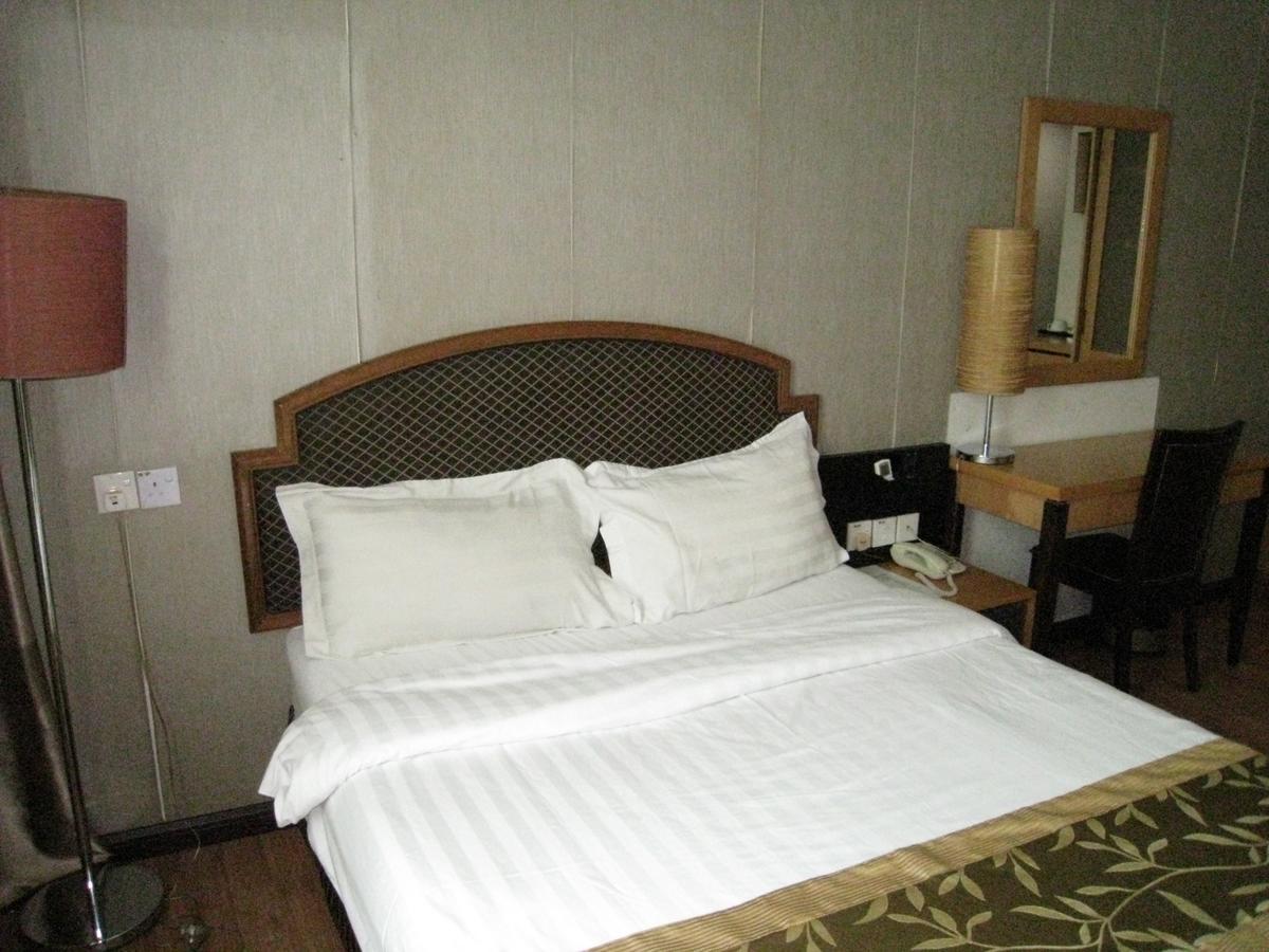 Kemena Hotel Bintulu Bagian luar foto