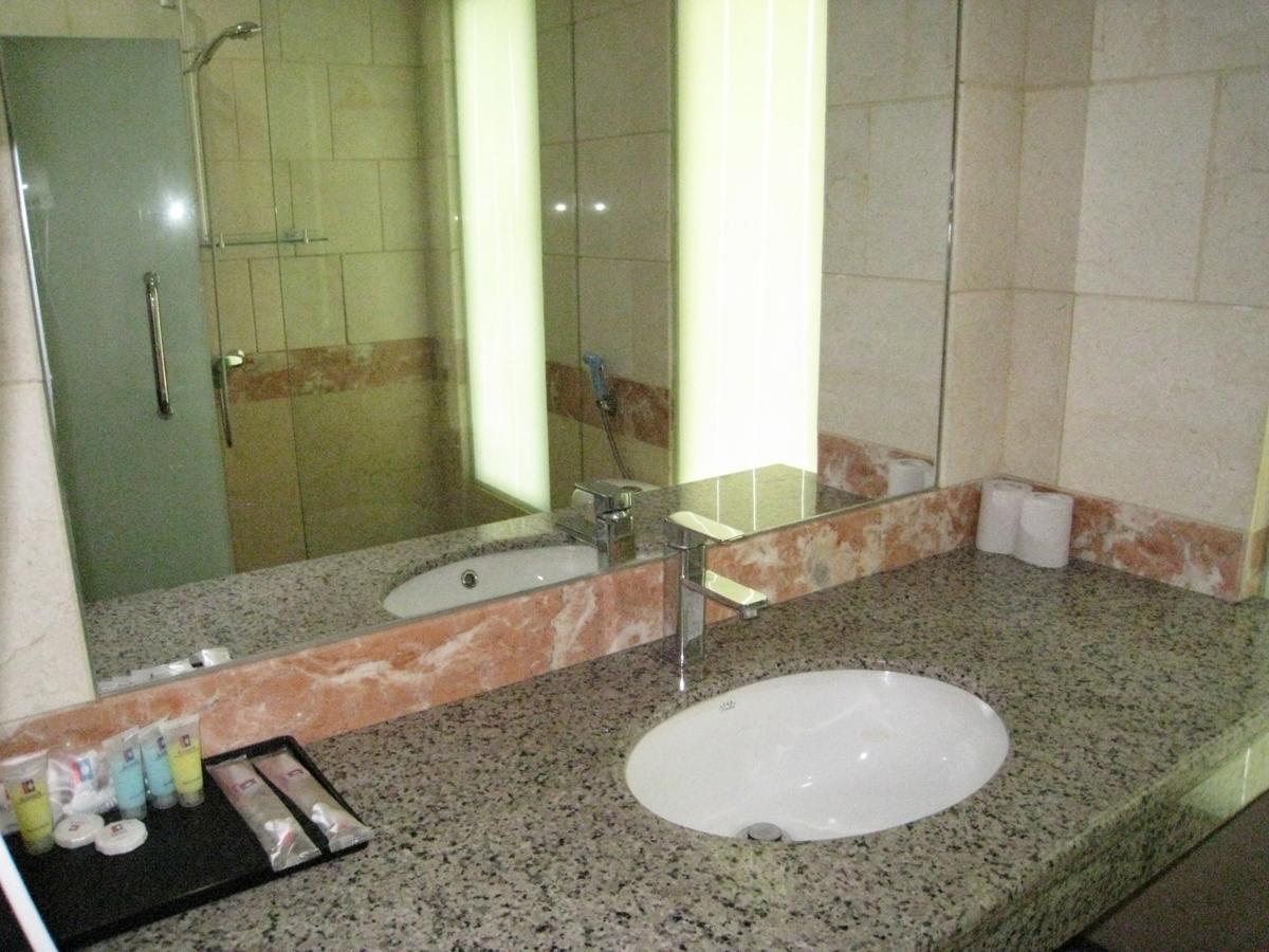 Kemena Hotel Bintulu Bagian luar foto
